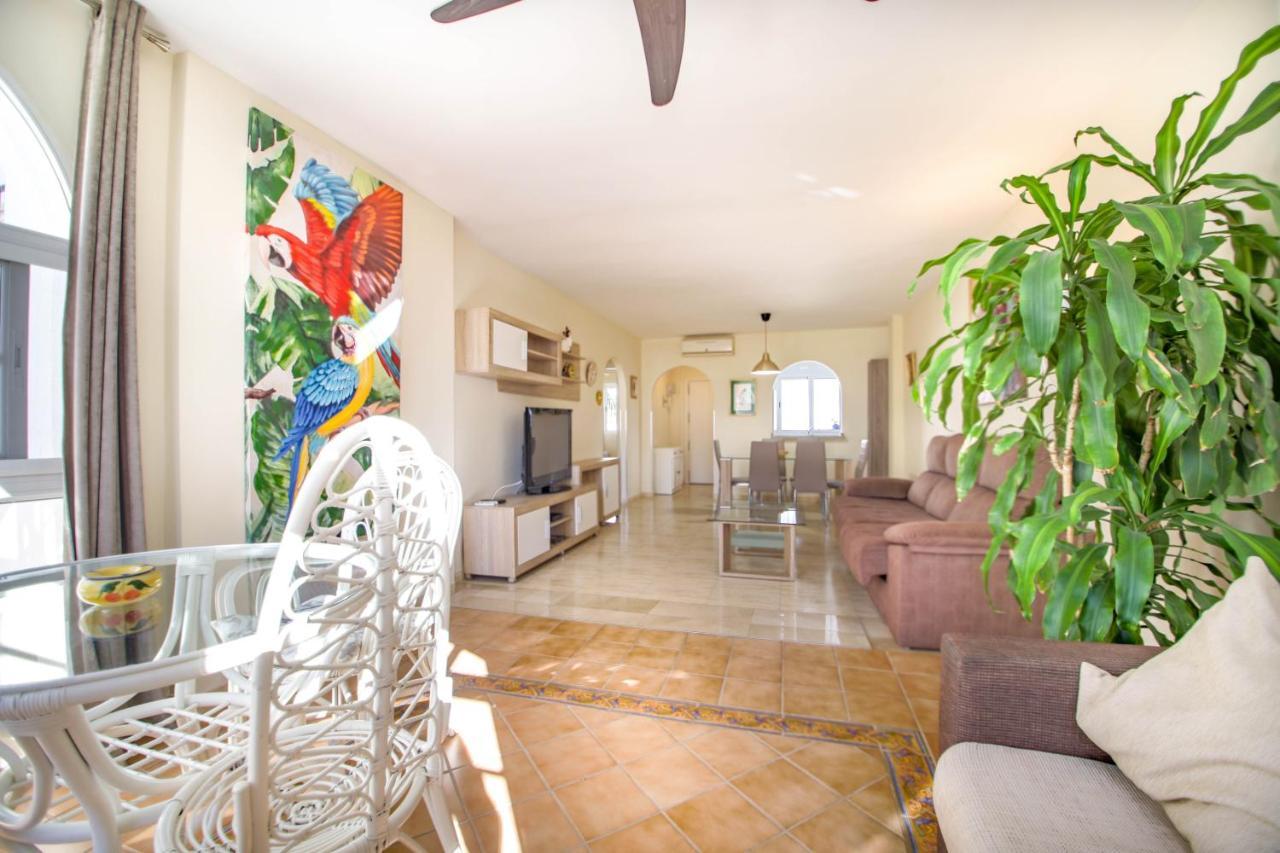 Apartamento En เบนัลมาเดนา ภายนอก รูปภาพ