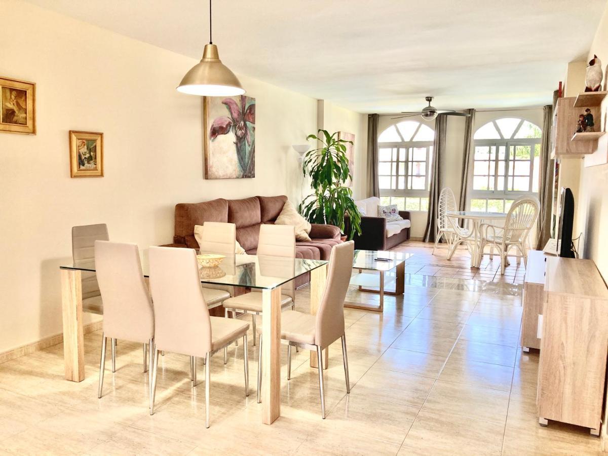 Apartamento En เบนัลมาเดนา ภายนอก รูปภาพ