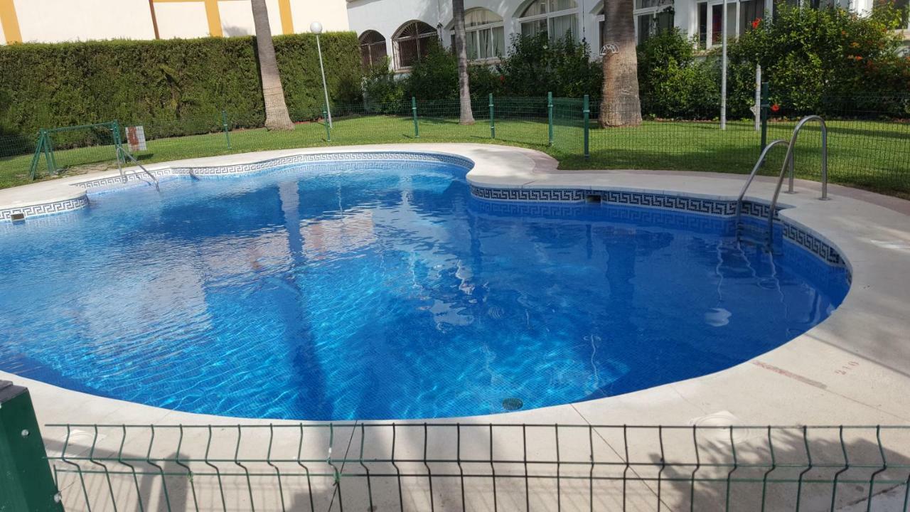Apartamento En เบนัลมาเดนา ภายนอก รูปภาพ